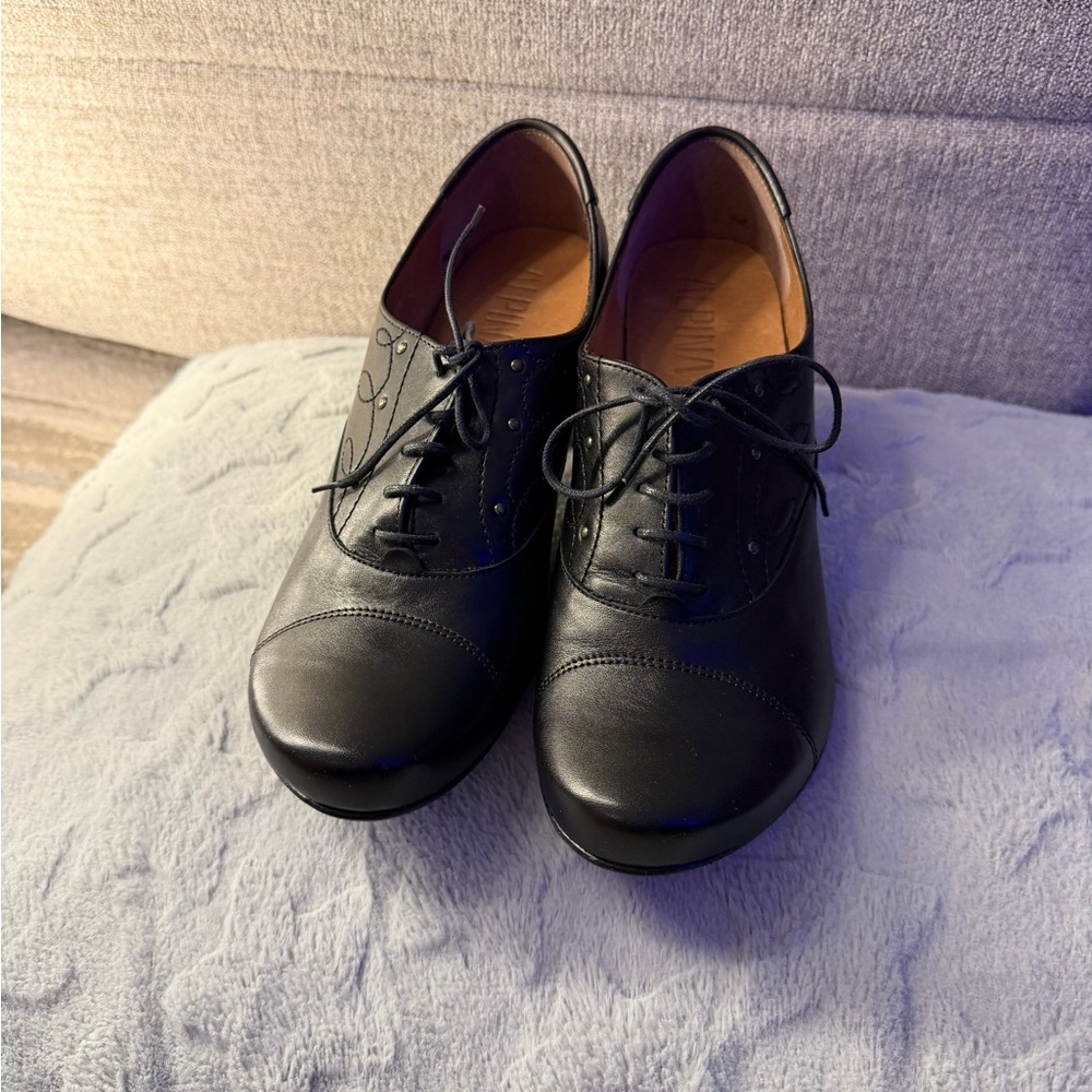 Classic Black Women's Lace-Up Loafers